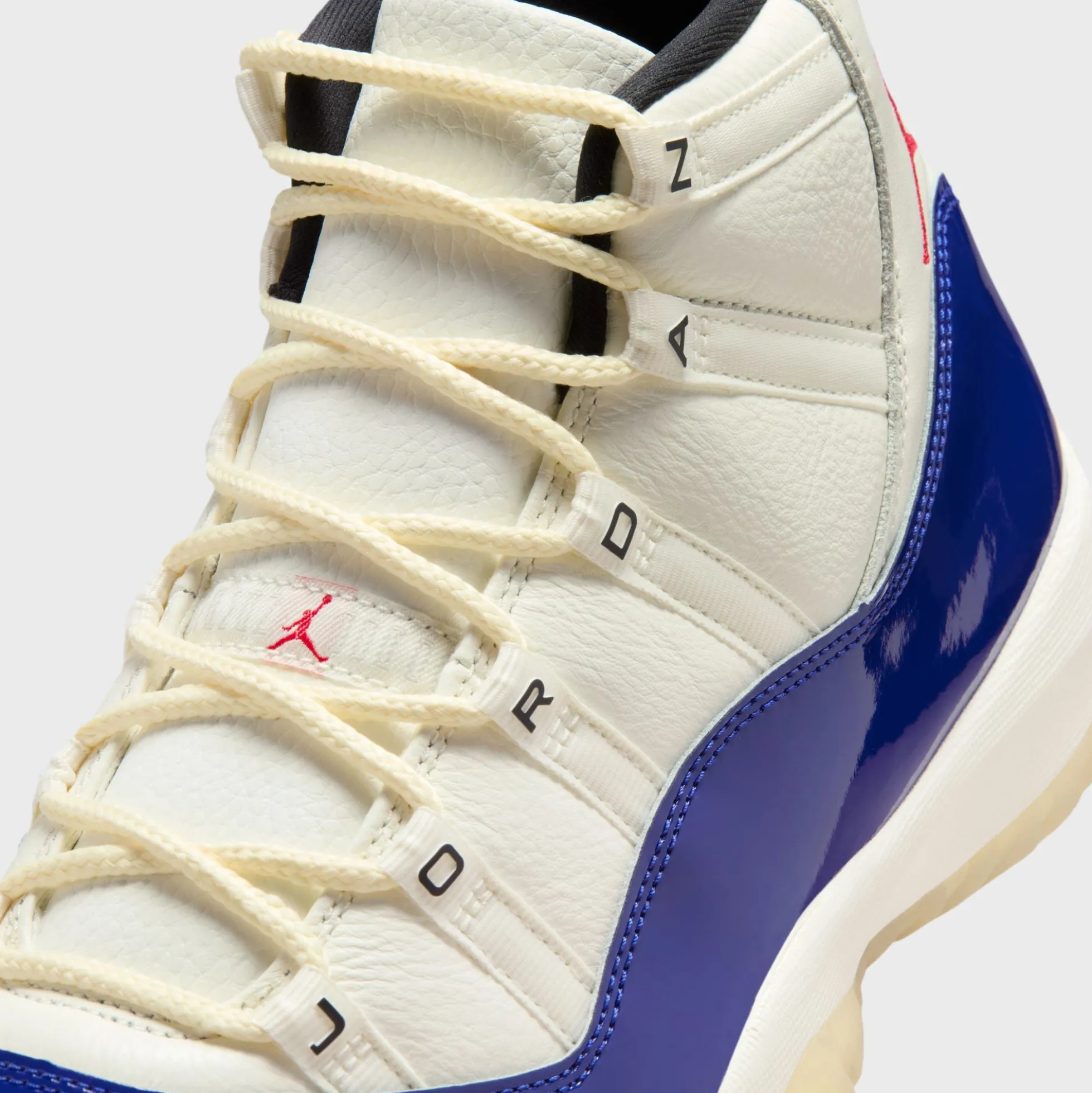 Air 11 Retro