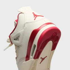 Air WMNS 4 Retro