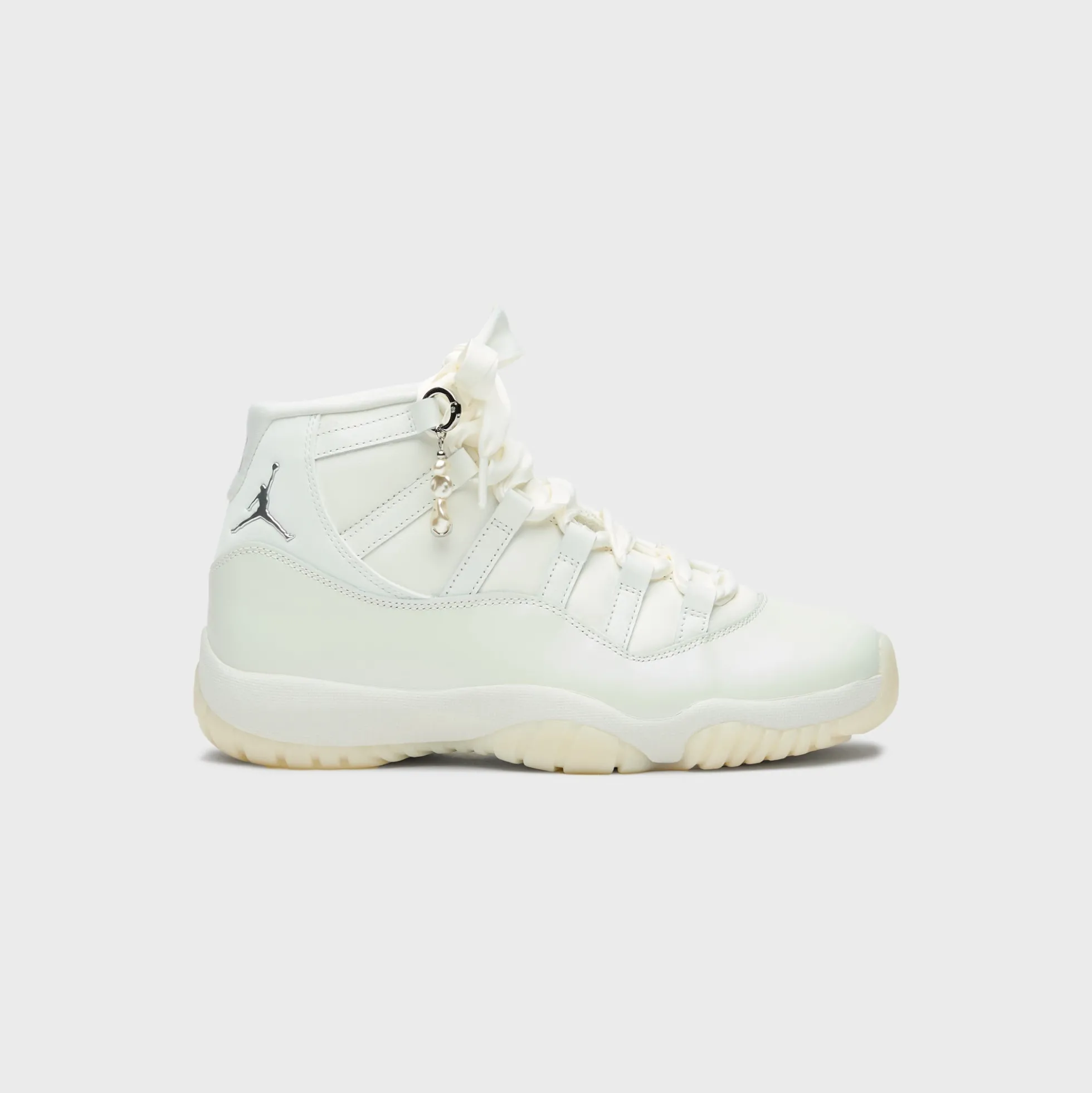Air WMNS 11 Retro