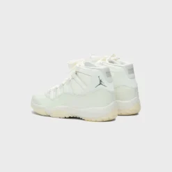 Air WMNS 11 Retro