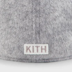 Casquette ajustée Kith & New Era pour les Yankees de New York, modèle 59Fifty en jersey brossé, profil bas, gris chiné moyen