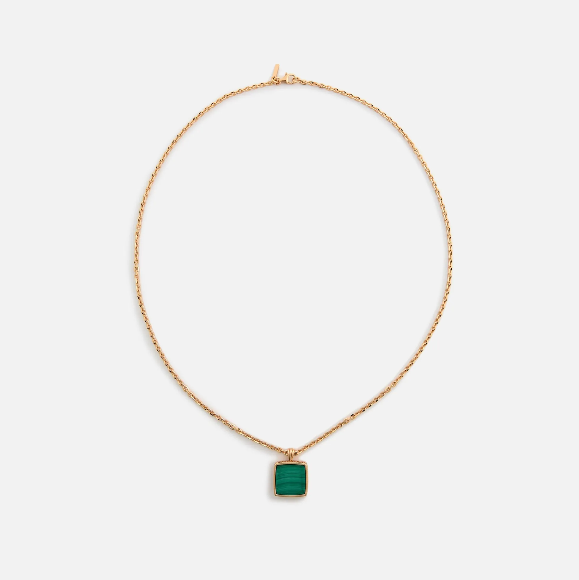 Collier amulette carrée en malachite dorée