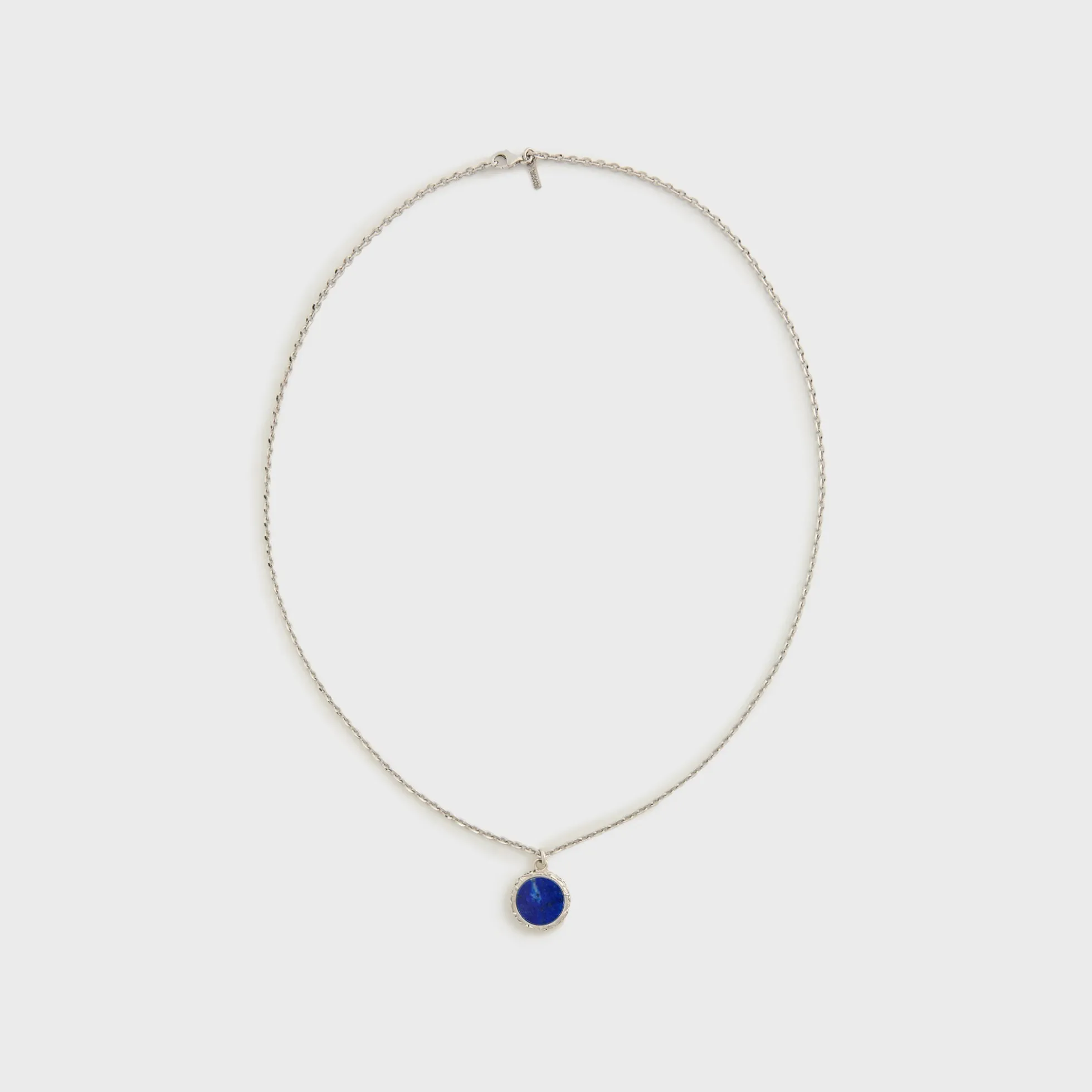 Collier amulette en lapis-lazuli florissant