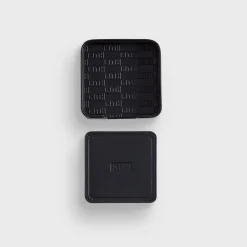 Dessous de verre en cuir monogramme Kith