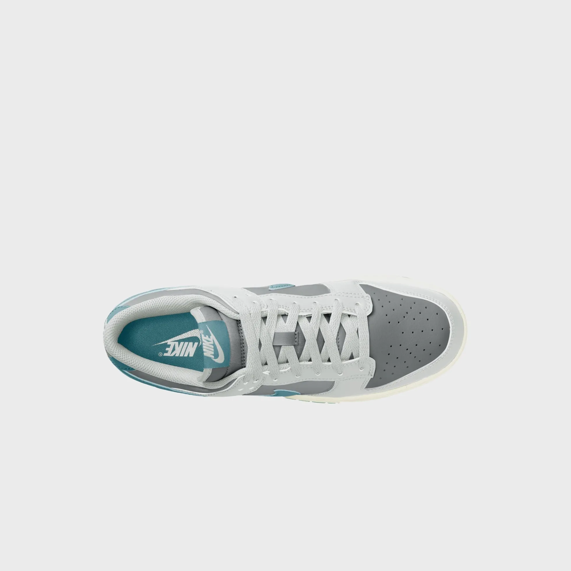Dunk Low Retro
