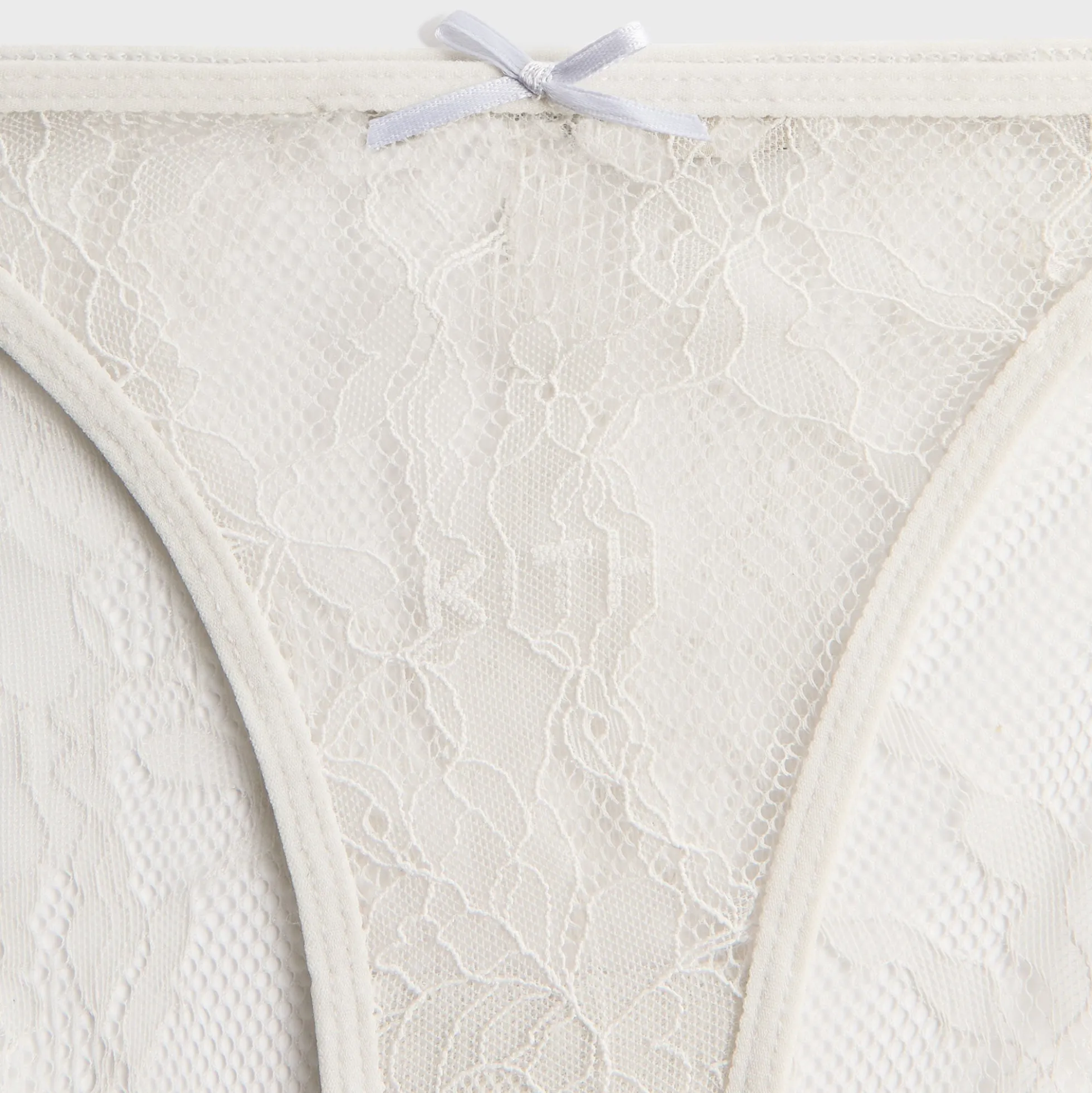 Ensemble de lingerie en dentelle florale Lisa for Kith pour femme