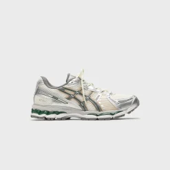 GEL-KAYANO 12.1