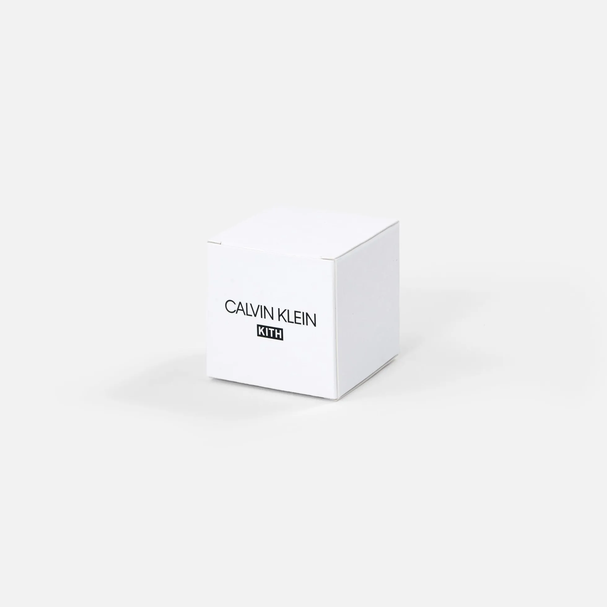 Kith Femmes pour Calvin Klein String