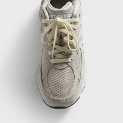 Kith & New Balance Made in USA 990v3