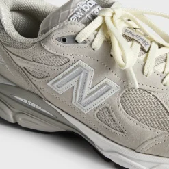 Kith & New Balance Made in USA 990v3