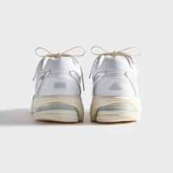 Kith pour adidas Supernova Cushion 7