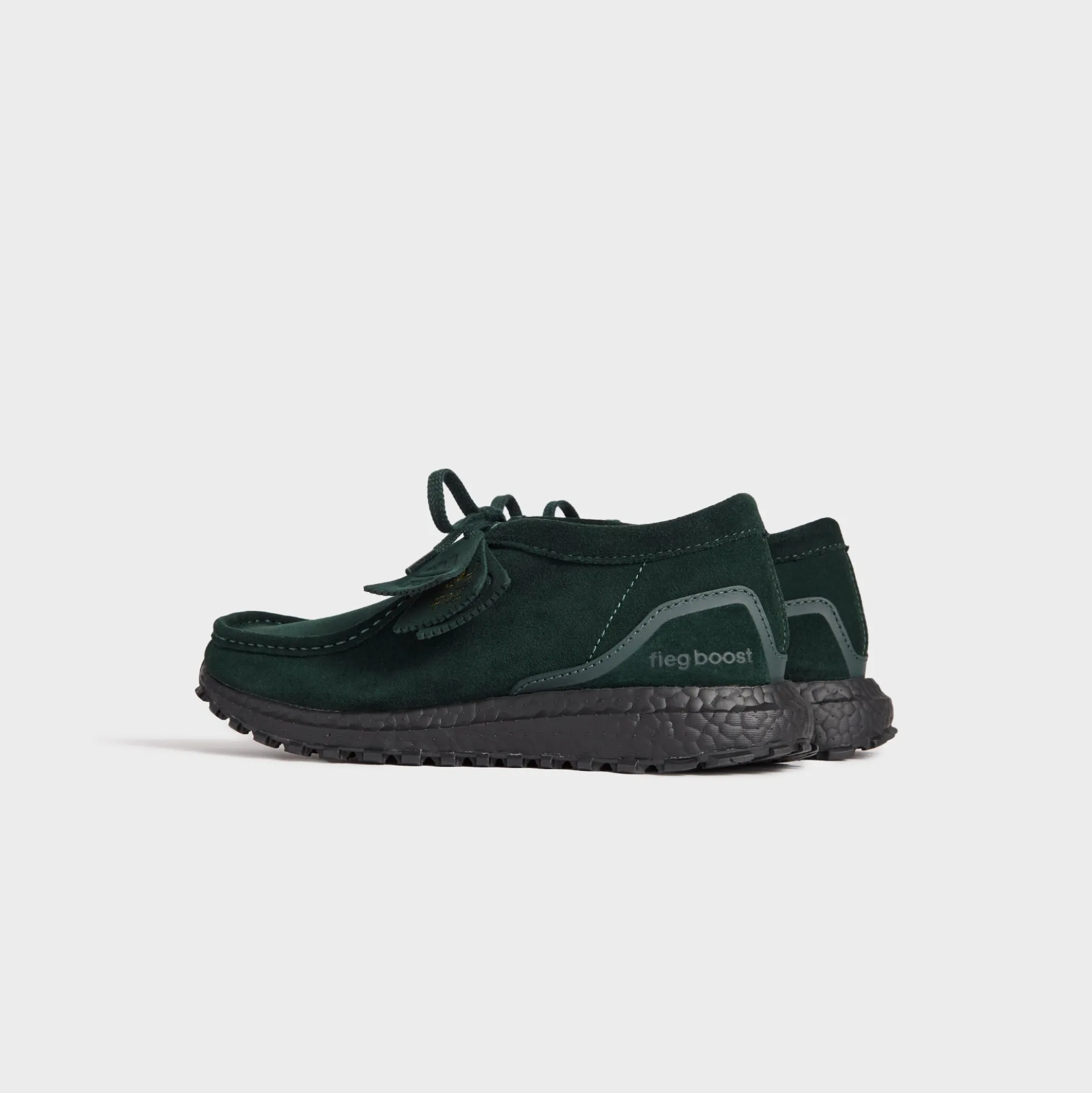 La Wallabee de la 8e Rue par Ronnie Fieg pour adidas Originals et Clarks Originals Ultraboost