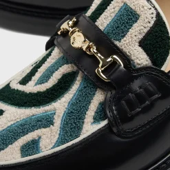 Mocassin