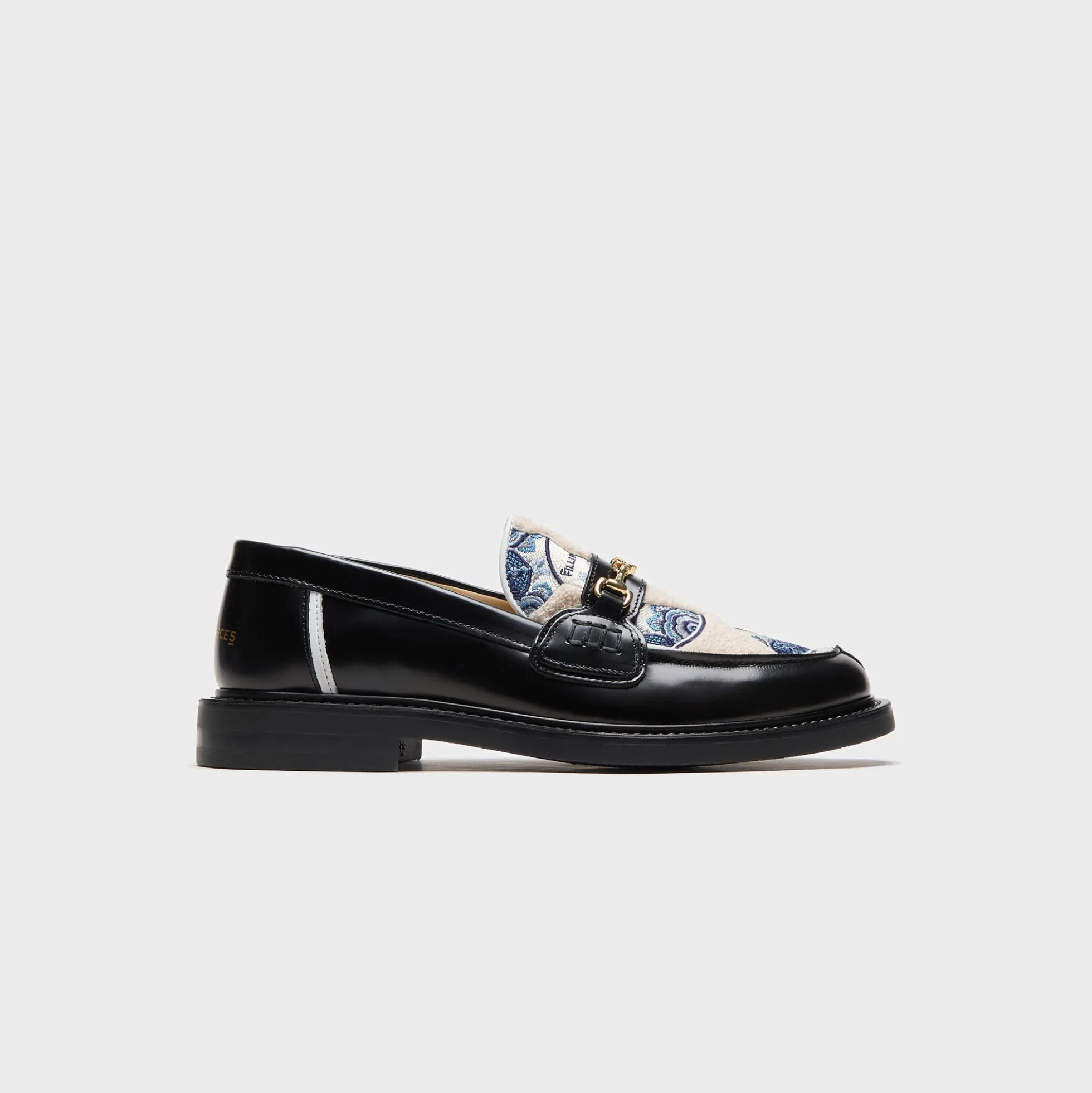 Mocassin