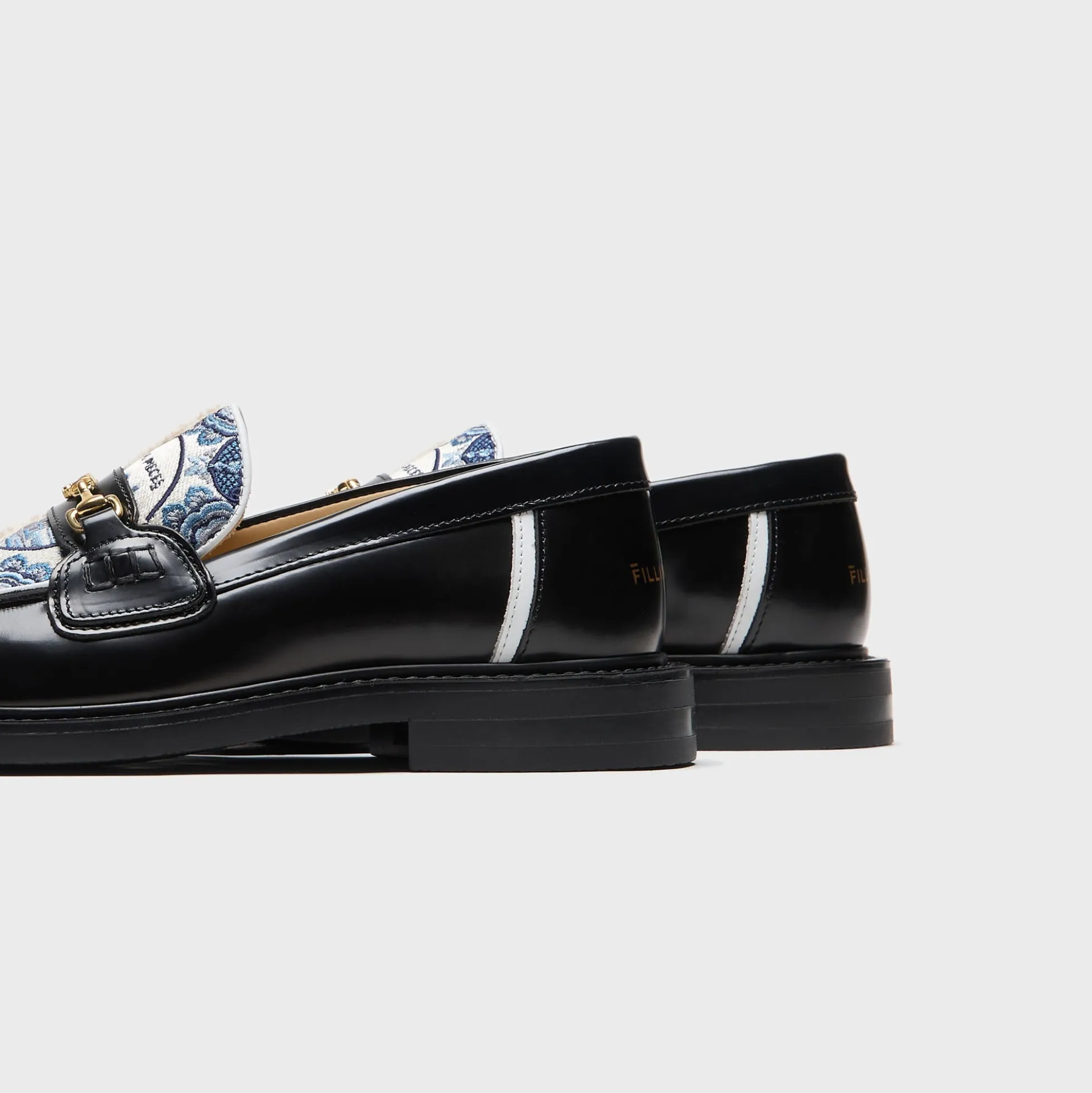 Mocassin