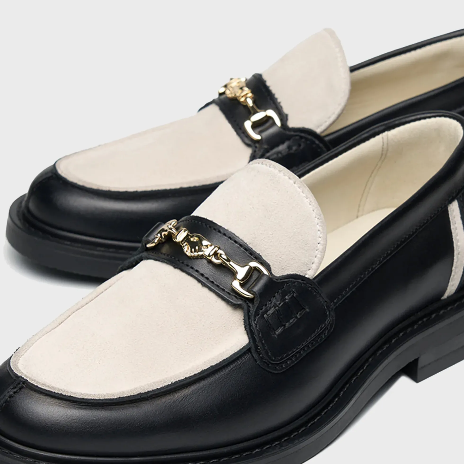 Mocassin