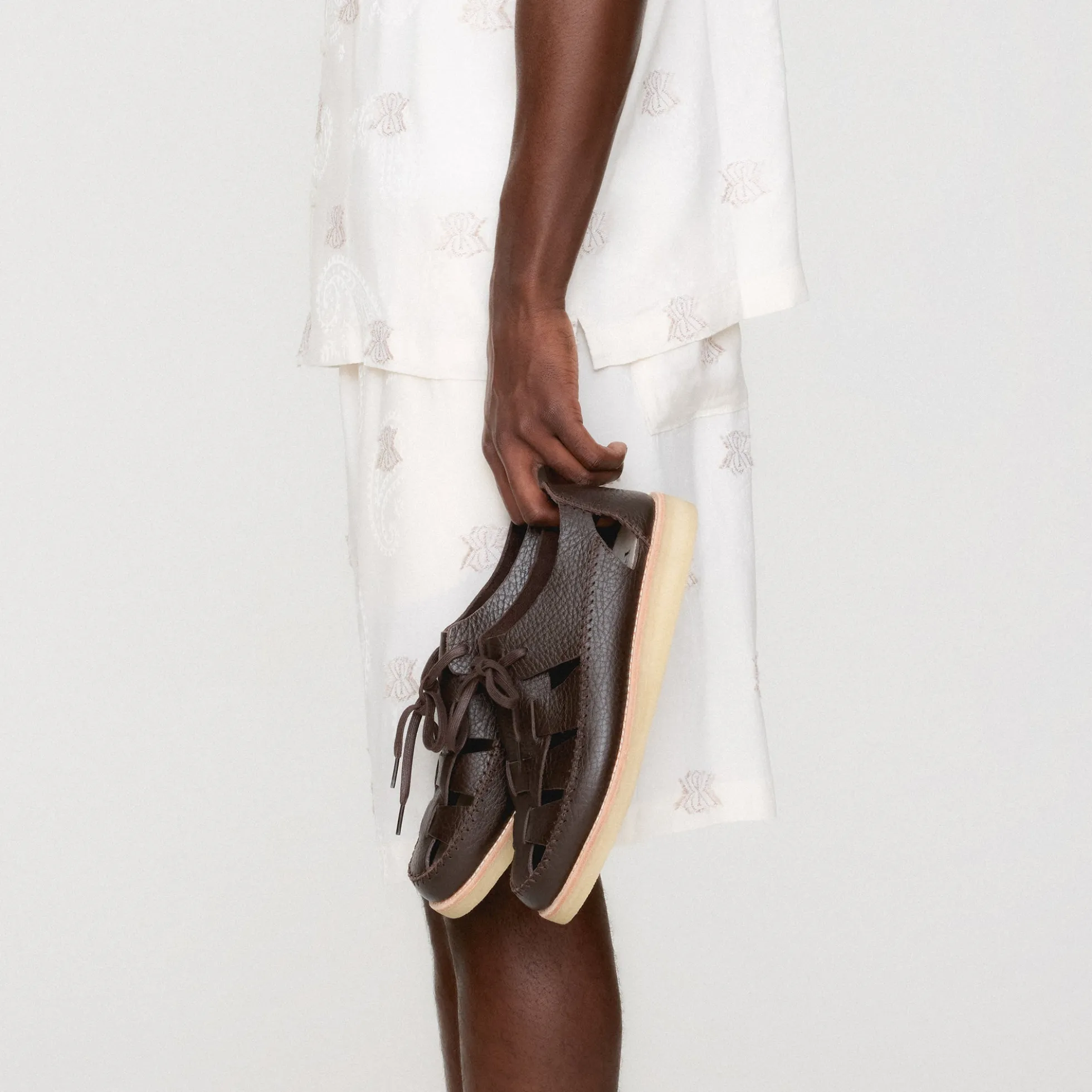 8th St par Ronnie Fieg pour Clarks Originals Ridgevale
