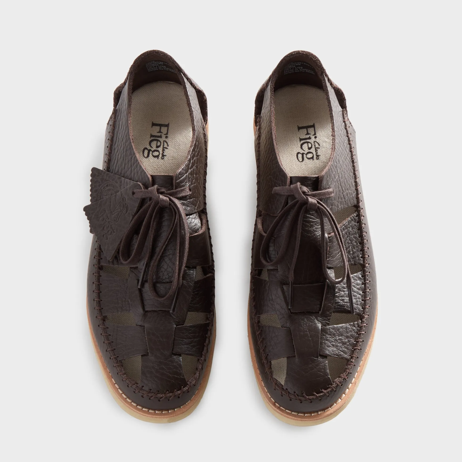 8th St par Ronnie Fieg pour Clarks Originals Ridgevale