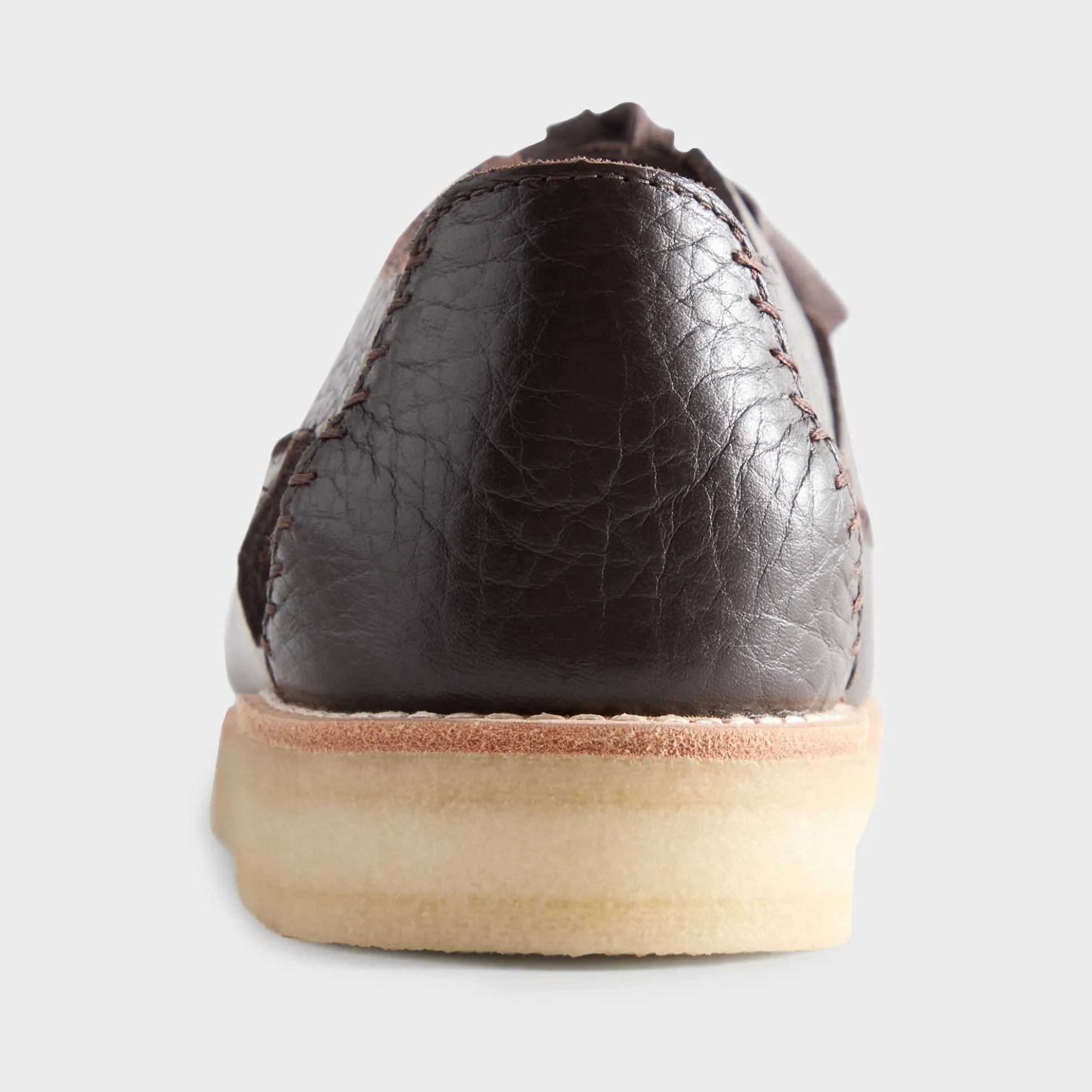 8th St par Ronnie Fieg pour Clarks Originals Ridgevale