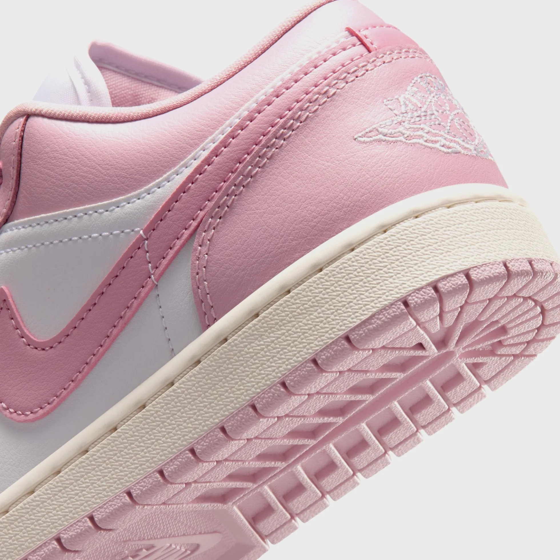 WMNS Air 1 Low
