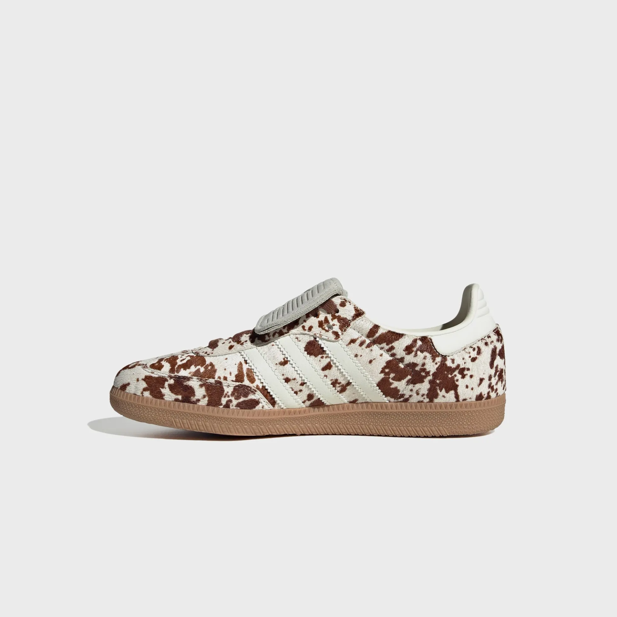 WMNS Cow Print Samba à languette longue