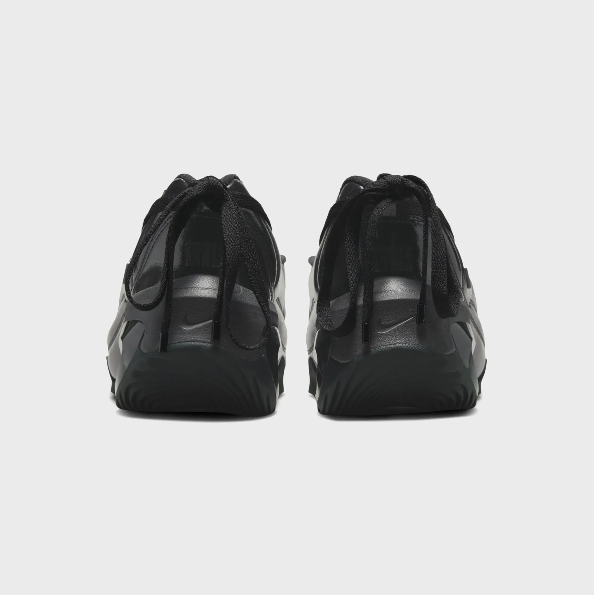 x KNWLS WMNS Air Max Muse