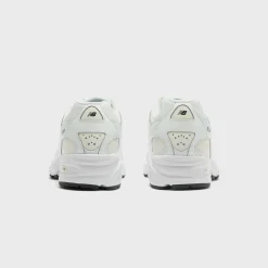 x New Balance U509