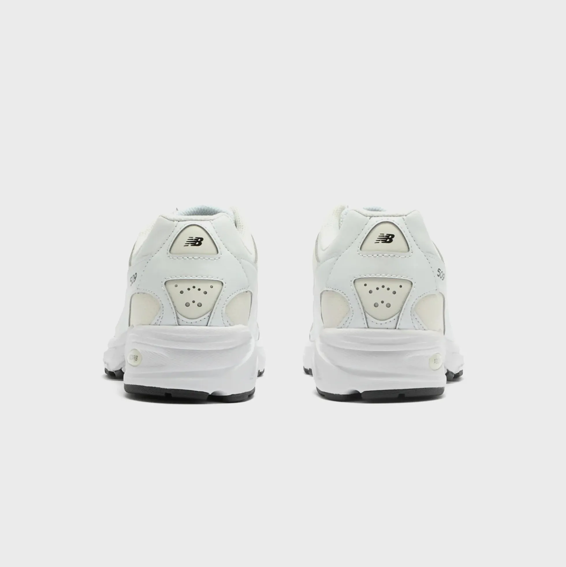 x New Balance U509